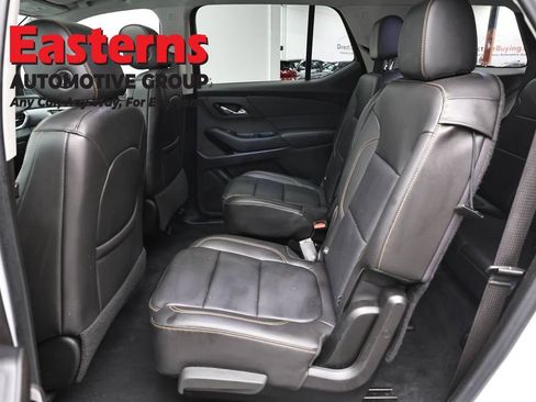 Used 2021 Chevrolet Traverse RS AWD/4WD image 23