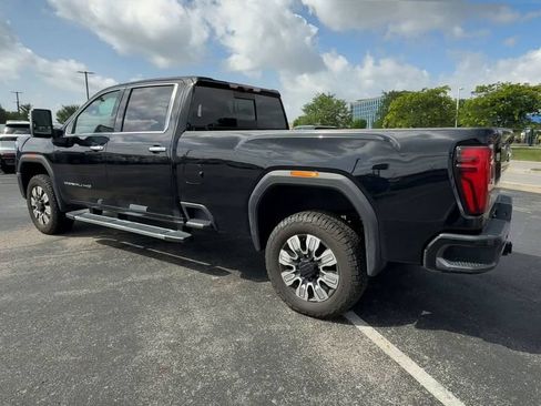 Used 2024 GMC Sierra 3500 Denali w/ Denali Reserve Package AWD/4WD image 6