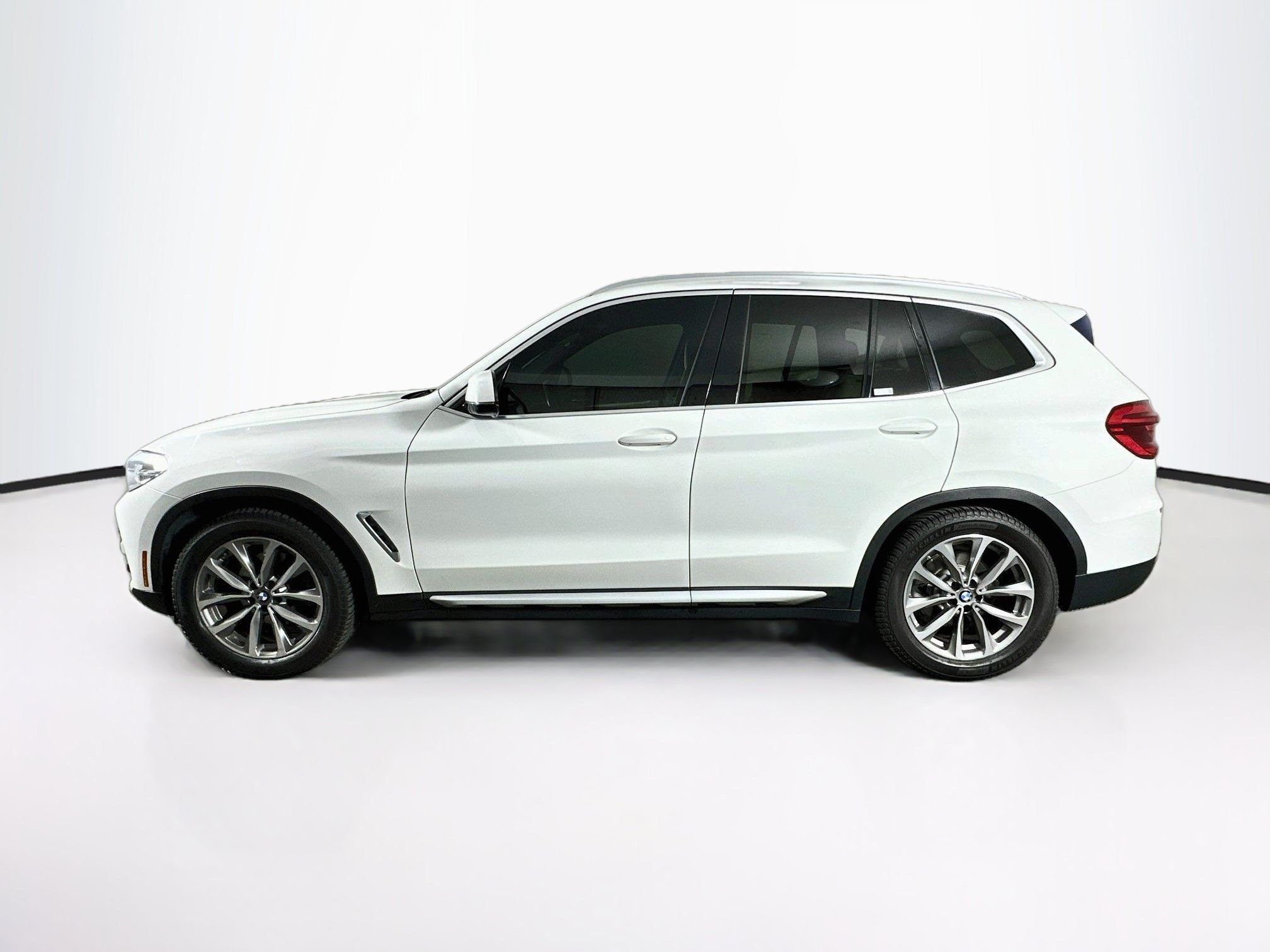 Used 2019 BMW X3 sDrive30i w/ Premium Package RWD image 4