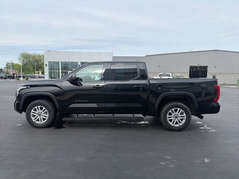 Used 2023 Toyota Tundra SR5 AWD/4WD image 4