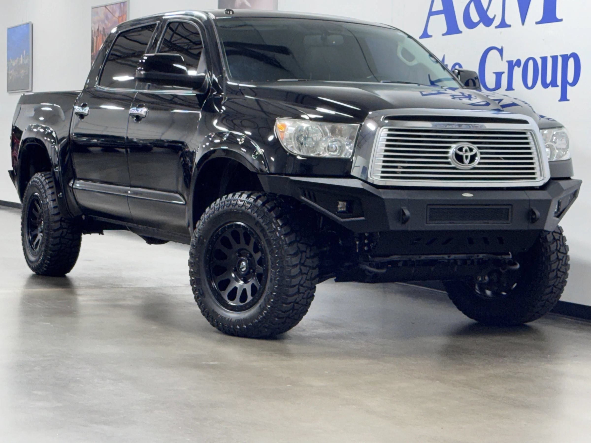 Used 2013 Toyota Tundra Limited w/ Memory Pkg AWD/4WD image 1