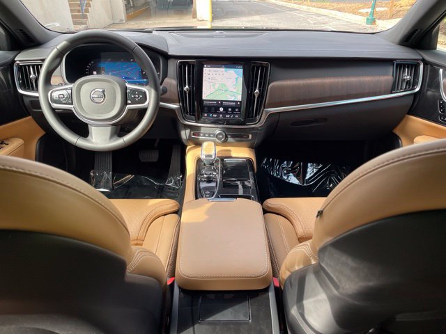 Certified 2024 Volvo S90 T8 Ultimate w/ Lounge Package AWD/4WD image 22