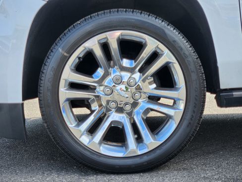 Used 2020 Chevrolet Tahoe Premier w/ Premier Plus Edition AWD/4WD image 9