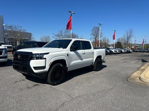 New 2026 Nissan Frontier SV image 8