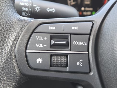 Used 2025 Honda CR-V EX image 32