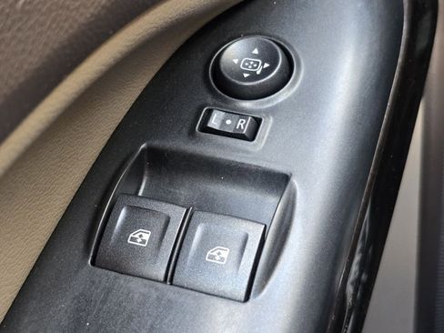 Used 2015 GMC Canyon SLE w/ SLE Convenience Package RWD image 29