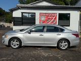 Used 2013 Nissan Altima 2.5 SV image 3