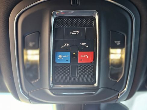 New 2026 Jeep Grand Cherokee L 2WD image 17