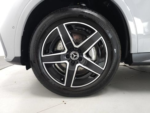 Used 2025 Mercedes-Benz GLC 350e 4MATIC w/ AMG Line image 36