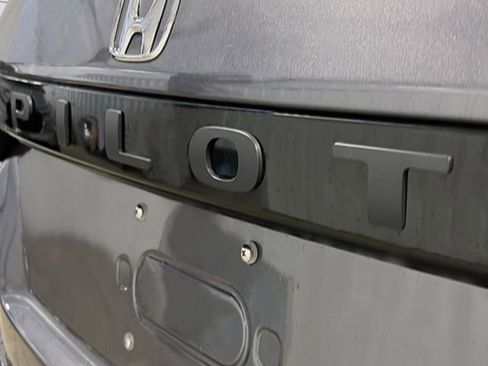 New 2025 Honda Pilot Elite image 9