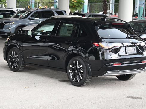 New 2027 Honda HR-V EX-L image 7