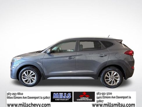 Used 2017 Hyundai Tucson SE image 8