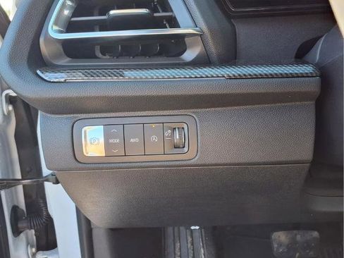 New 2026 Chevrolet Traverse High Country w/ LPO, Floor Liner Package AWD/4WD image 26