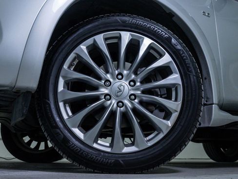 Used 2017 INFINITI QX80 4WD image 5