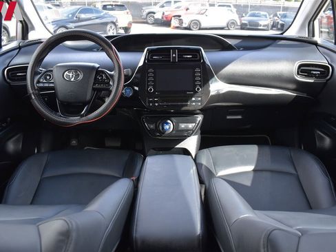Used 2022 Toyota Prius XLE image 12