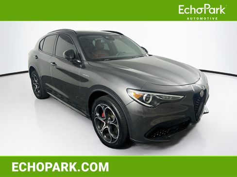 Used 2023 Alfa Romeo Stelvio Veloce AWD/4WD image 1