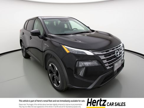 Used 2025 Nissan Rogue SV image 1
