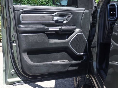 Used 2020 RAM 1500 Laramie w/ Sport Appearance Package AWD/4WD image 19