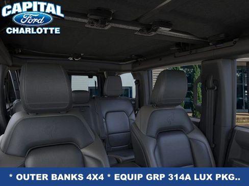 New 2025 Ford Bronco Outer Banks image 13