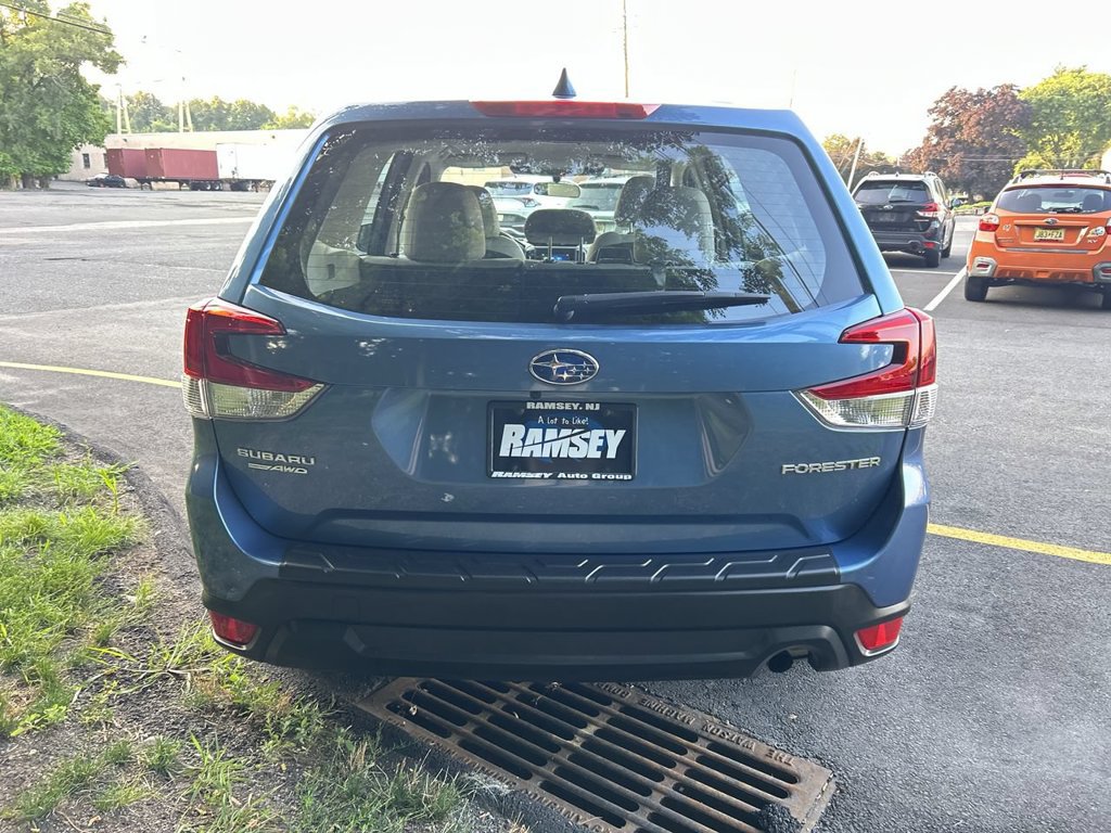 Certified 2023 Subaru Forester AWD/4WD image 7