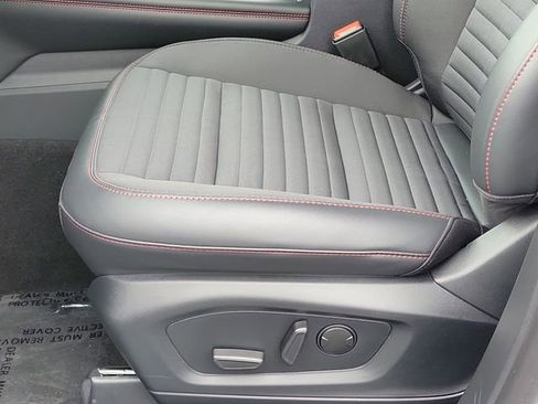 New 2026 Ford Explorer ST-Line w/ ST-Line Street Pack image 16