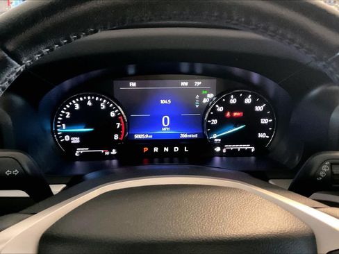 Used 2022 Ford Explorer XLT RWD image 43