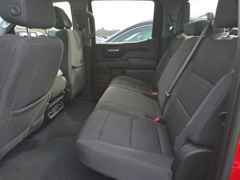 Used 2022 Chevrolet Silverado 1500 Custom image 2