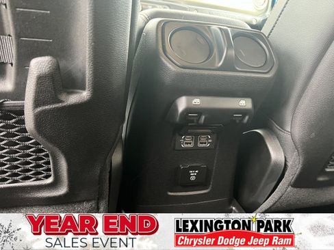 Used 2019 Jeep Wrangler Unlimited Rubicon image 10
