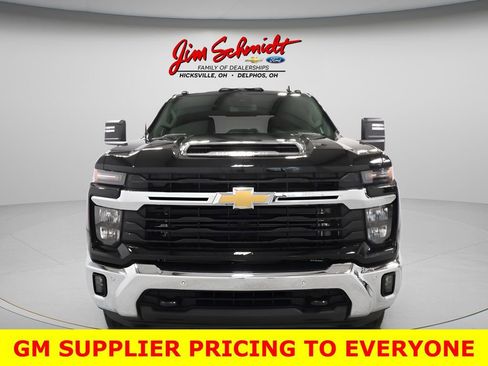New 2026 Chevrolet Silverado 2500 LT w/ All Star Edition AWD/4WD image 3