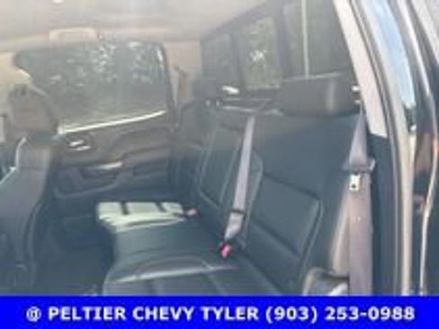 Used 2015 GMC Sierra 1500 SLT w/ SLT Preferred Package AWD/4WD image 9