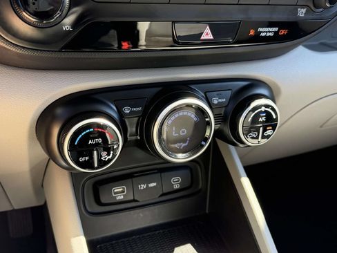 Certified 2023 Hyundai Venue SEL w/ Cargo Package FWD image 31