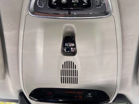 Used 2019 Volvo XC60 T5 Inscription w/ Protection Package Premier image 26