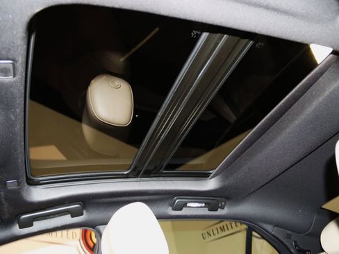 Used 2019 Cadillac CTS Luxury RWD image 16