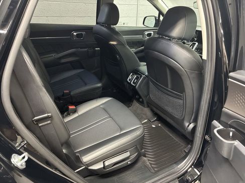 Used 2023 Kia Sorento SX image 10
