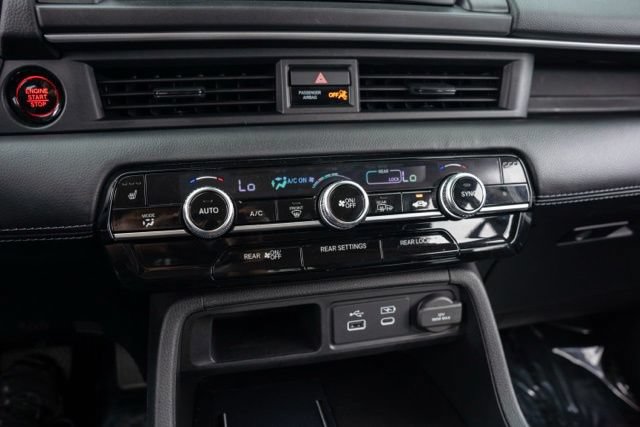 Used 2025 Honda Pilot Touring image 23