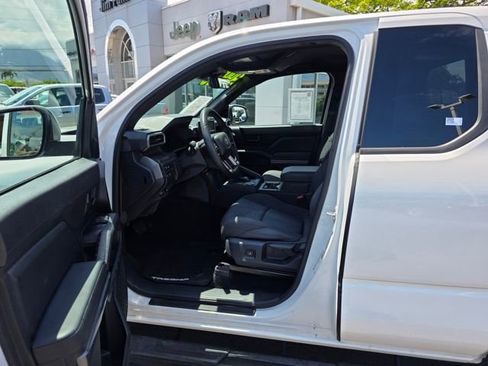 Used 2024 Toyota Tacoma SR5 RWD image 9