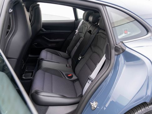 New 2025 Porsche Taycan 4 Cross Turismo image 18