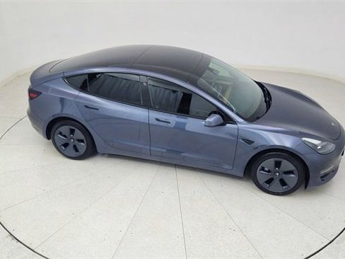 Used 2023 Tesla Model 3 Standard Range image 73