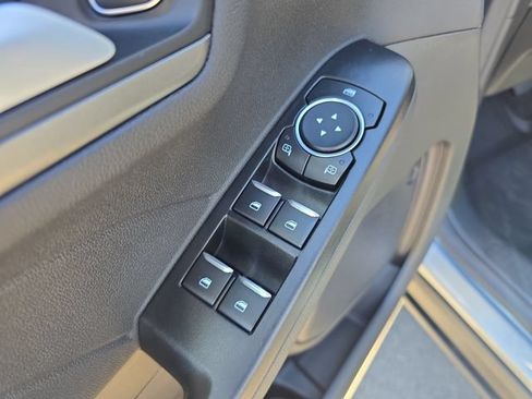 Certified 2024 Ford Escape SE FWD image 11