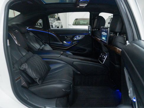 Used 2016 Mercedes-Benz Maybach S 600 image 37