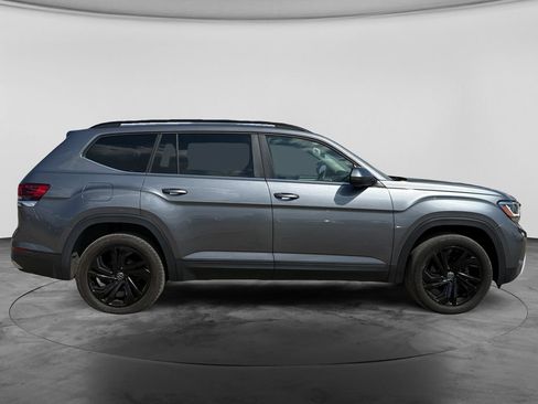 Used 2023 Volkswagen Atlas SE w/ Black Wheel Package AWD/4WD image 11