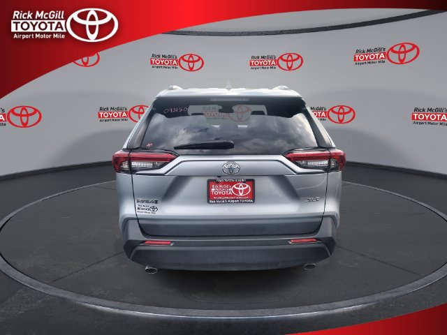 Used 2024 Toyota RAV4 XLE FWD image 7
