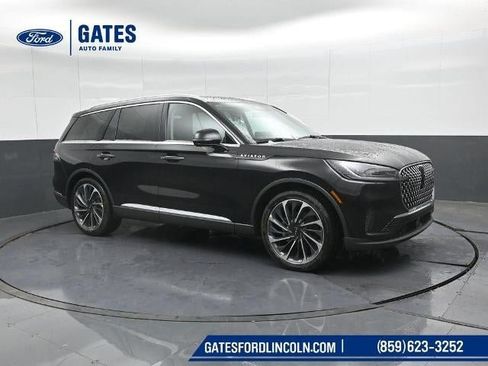 New 2026 Lincoln Aviator Reserve AWD/4WD image 4