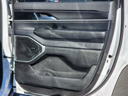 Used 2022 Jeep Wagoneer Series I w/ Convenience Group I image 29