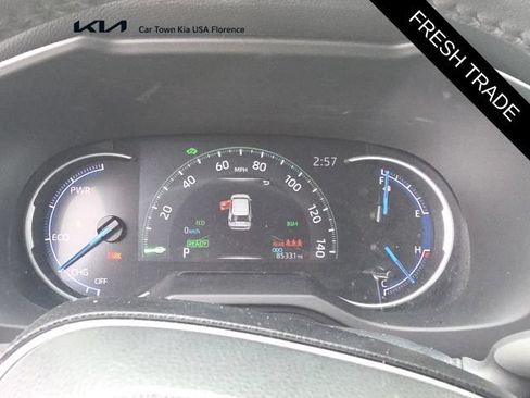 Used 2024 Toyota RAV4 XSE AWD/4WD image 7