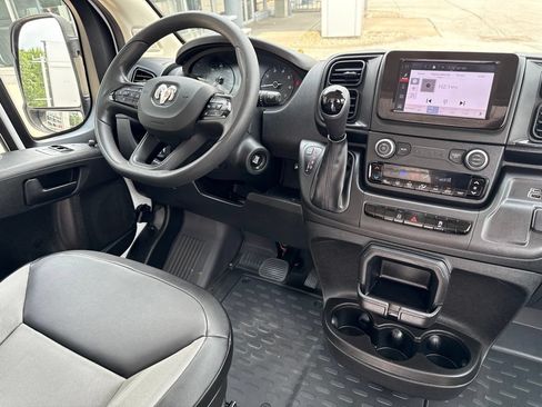 Used 2025 RAM ProMaster 2500 w/ Convenience Group FWD image 24