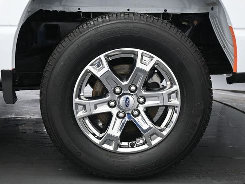 Certified 2023 Ford F150 XLT w/ XTR Package image 21