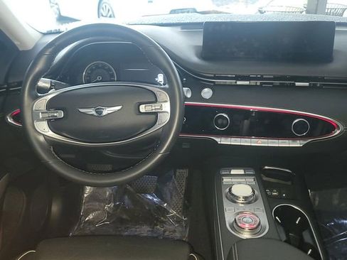 Used 2022 Genesis GV70 2.5T w/ Advanced Package image 13