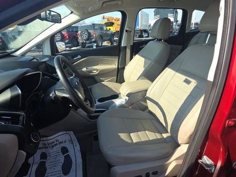 Used 2013 Ford C-MAX SEL image 26