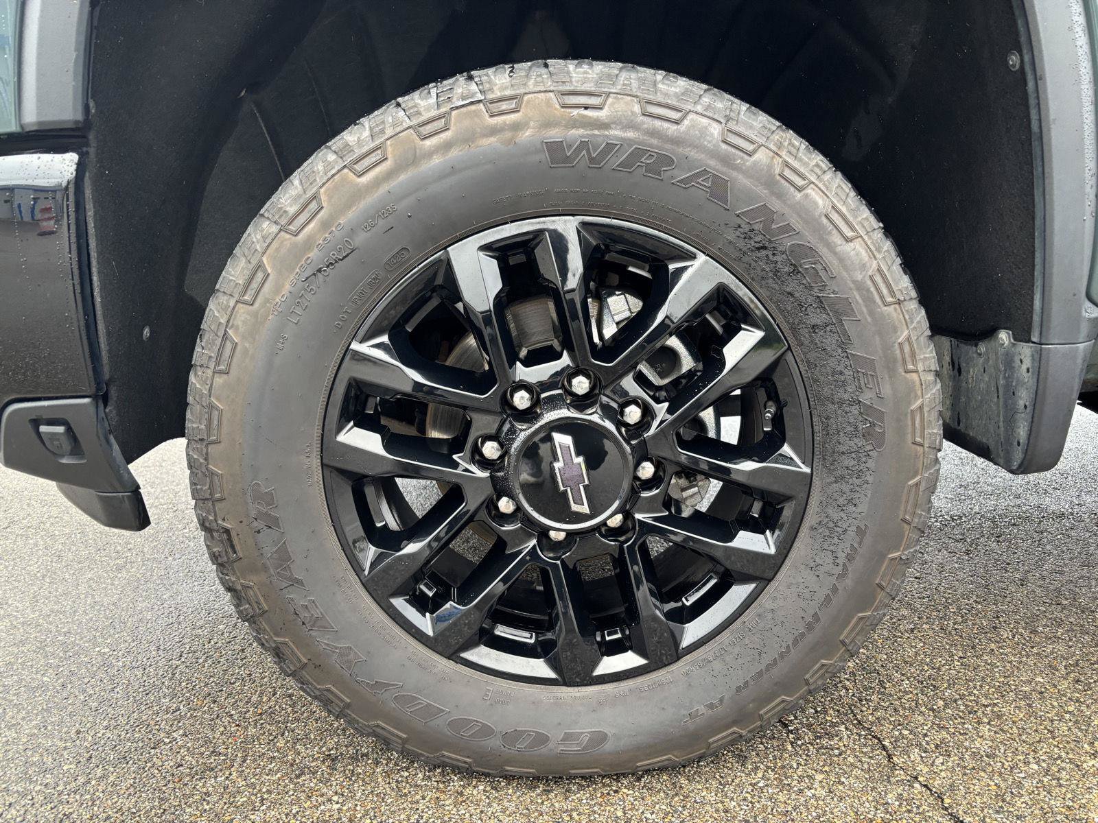 Used 2025 Chevrolet Silverado 2500 LTZ w/ Trail Boss Package AWD/4WD image 7
